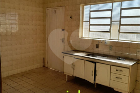 Casa à venda com 4 quartos, sendo 3 suítes, em Jardim Alvinópolis, Atibaia, SP