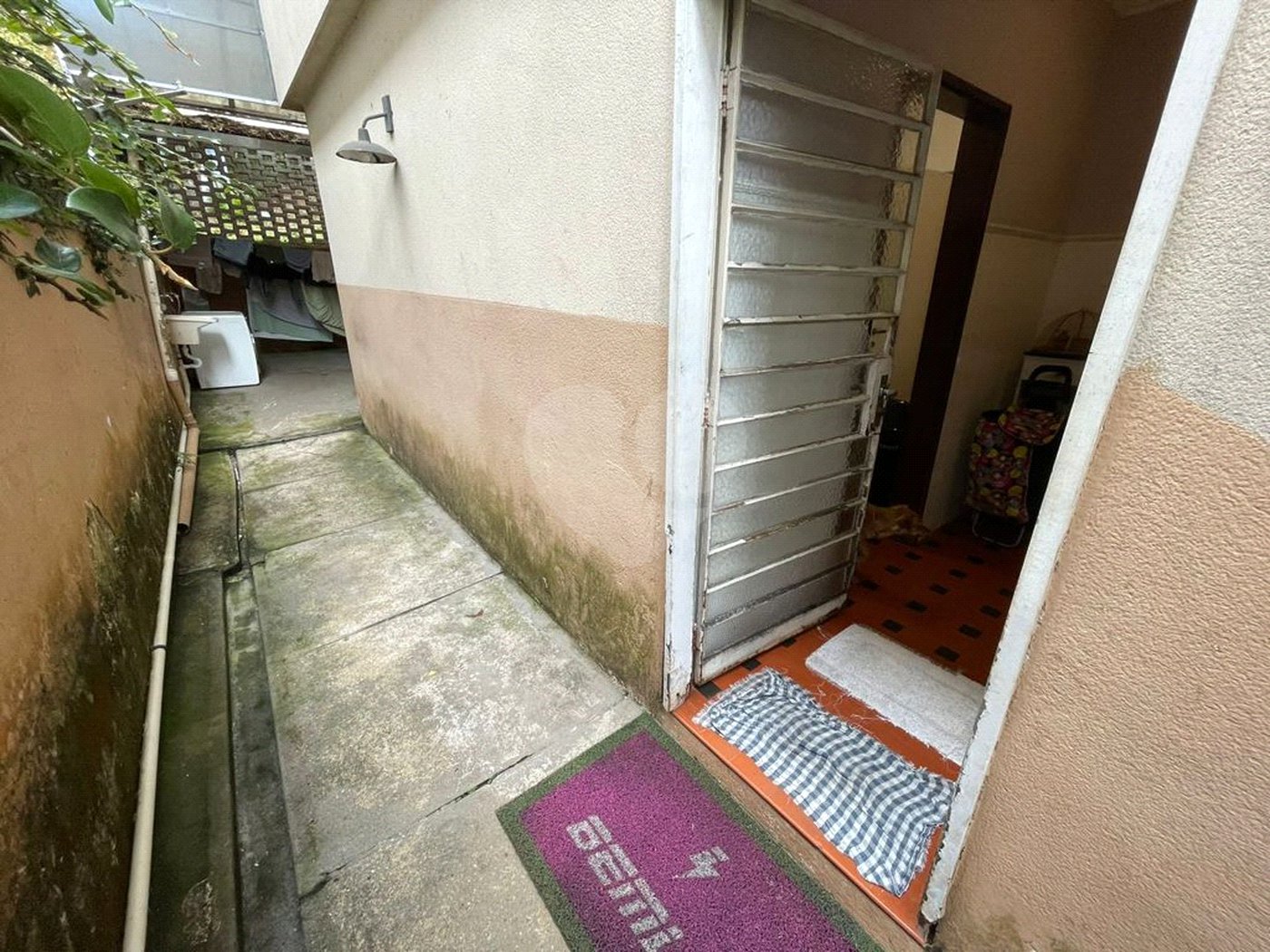 Casa à venda com 3 quartos, sendo 1 suíte, em Vila Mariana, São Paulo, SP