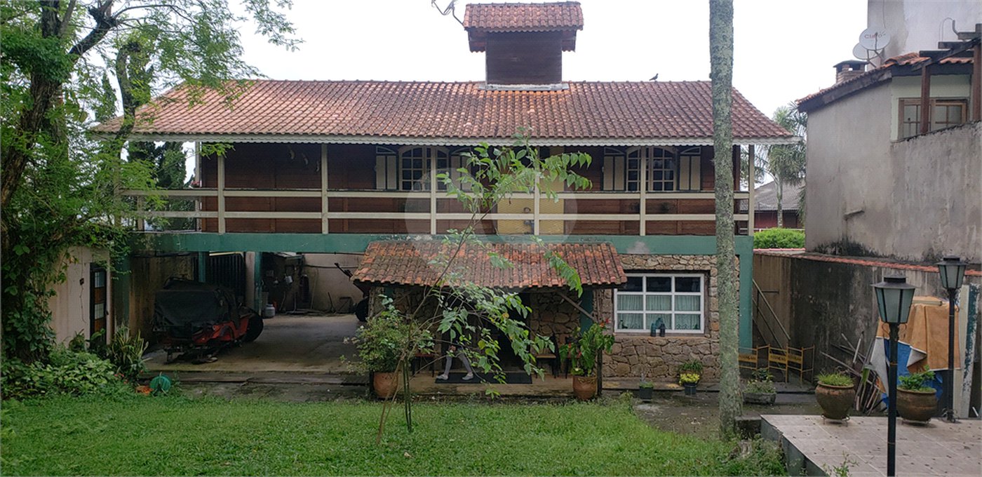 Casa à venda com 4 quartos, sendo 1 suíte, em Serra da Cantareira, Mairiporã, SP