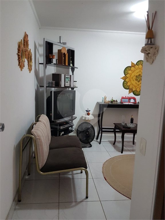 Casa à venda com 4 quartos, sendo 2 suítes, no condomínio Ibiratiba, São Paulo - SP