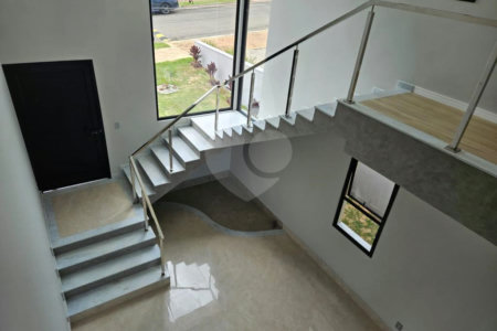 Casa à venda com 3 quartos, sendo 4 suítes, no condomínio Reserva dos Vinhedos, Louveira - SP