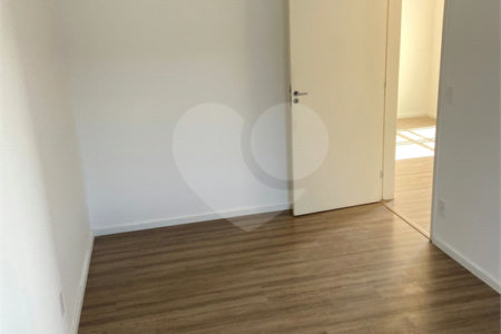 Apartamento à venda com 2 quartos, sendo 1 suíte, em Jardim Itamarati, Poá, SP