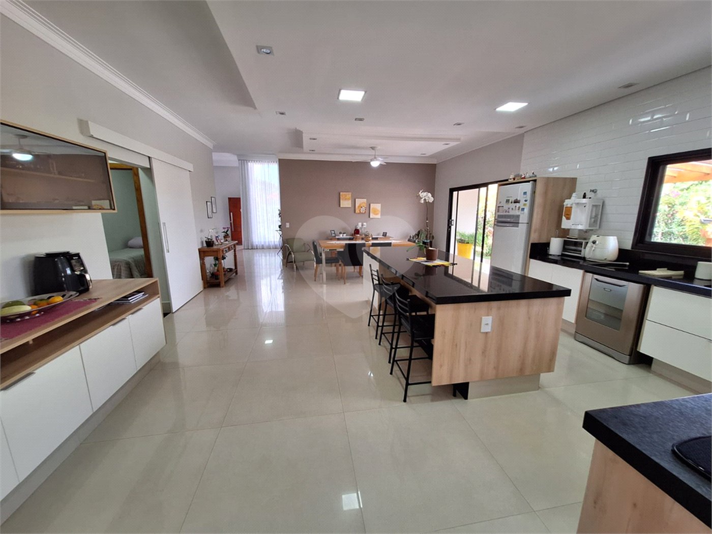 Casa à venda com 3 suítes no condomínio Village Ipanema, Araçoiaba da Serra - SP