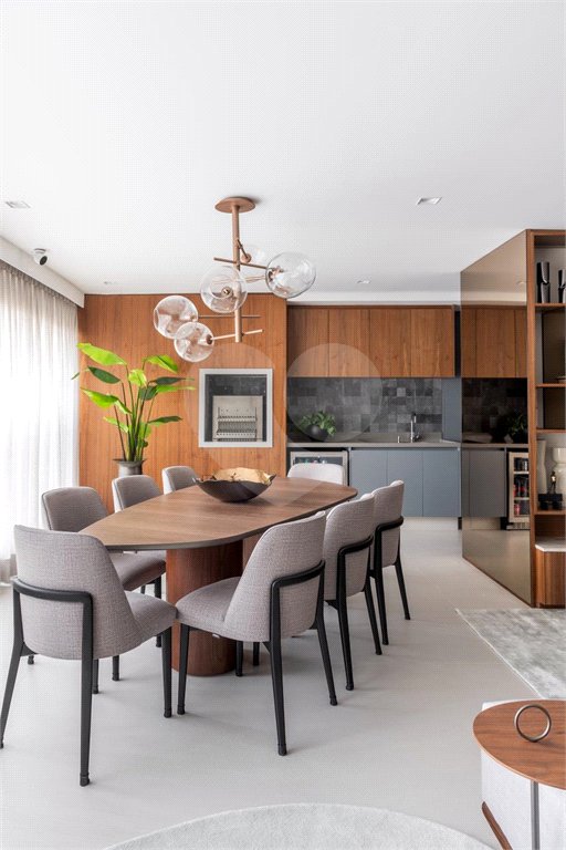 Apartamento à venda com 4 quartos, sendo 2 suítes,  em Vila Mariana, São Paulo, SP
