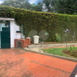 Casa à venda ou para alugar com 6 quartos, sendo 2 suítes, em Parque São George, Cotia, SP