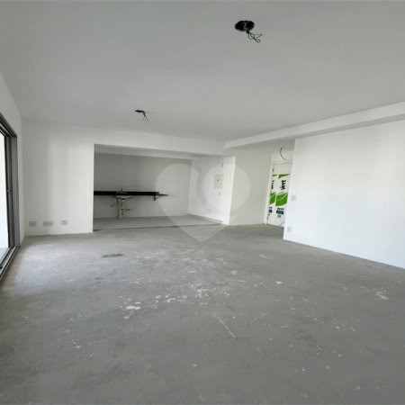 Apartamento à venda com 3 quartos, sendo 1 suíte, em Jardim Prudência, São Paulo, SP