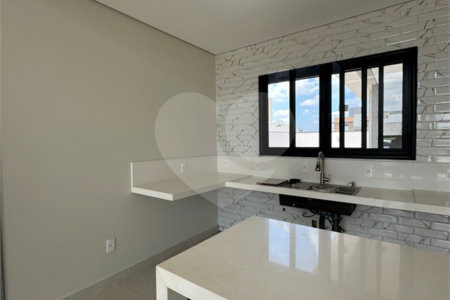 Casa à venda com 3 quartos, sendo 1 suíte, no condomínio Reserva Central Parque, Salto - SP
