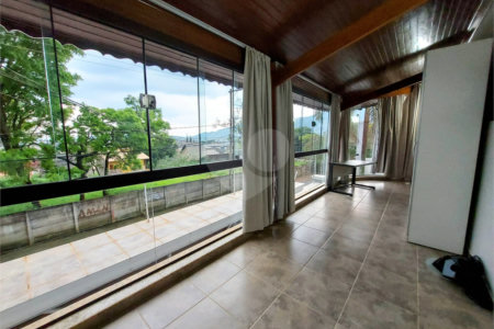 Sobrado à venda com 3 suítes em Jardim Paulista, Atibaia, SP