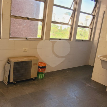 Apartamento para alugar com 3 quartos, sendo 1 suíte, em Jardim Europa, São Paulo, SP