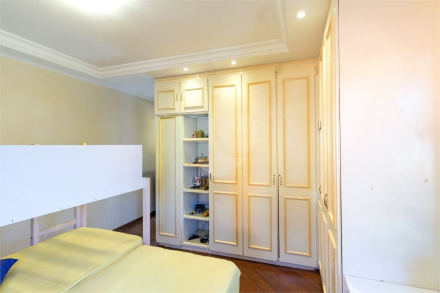 Casa à venda com 3 suítes no condomínio Da Serra, São Paulo - SP