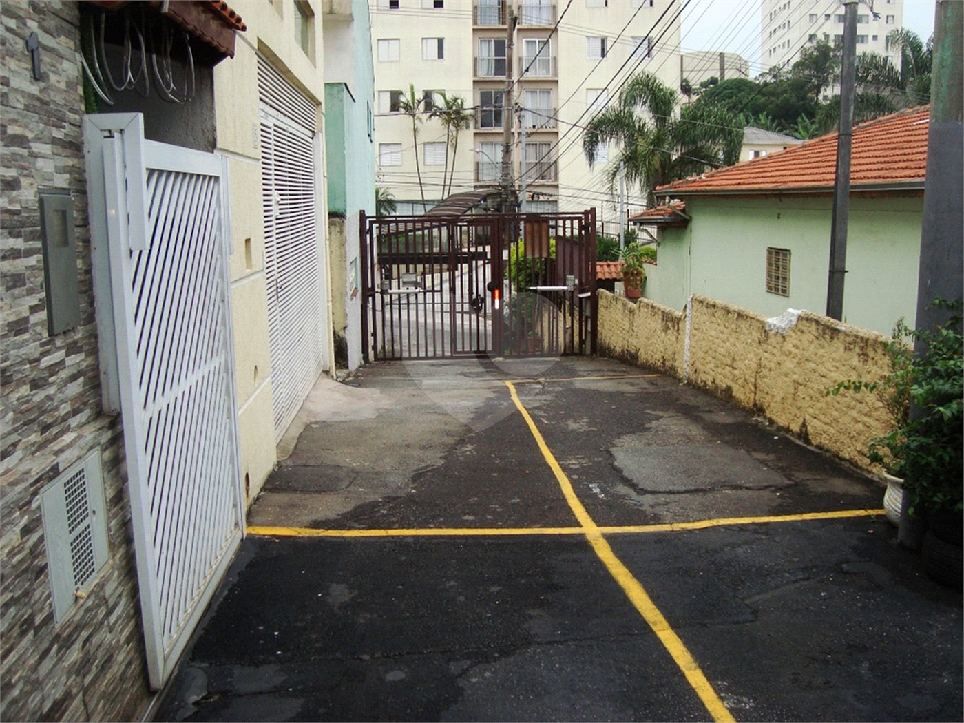 Casa à venda com 2 quartos em Vila Nivi, São Paulo, SP