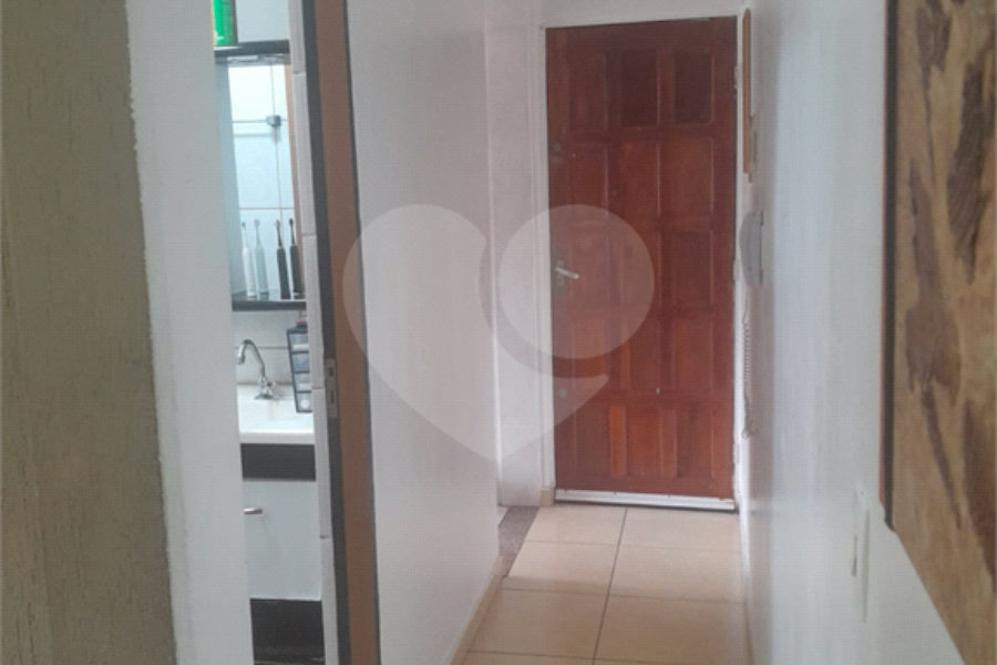Apartamento à venda com 2 quartos em Cidade Tiradentes, São Paulo, SP