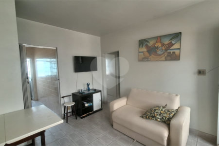 Apartamento à venda com 1 quarto no Centro, Mongaguá, SP
