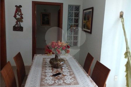 Casa Térrea à venda com 3 quartos, sendo 2 suítes, em Vila Maria Helena, Indaiatuba, SP
