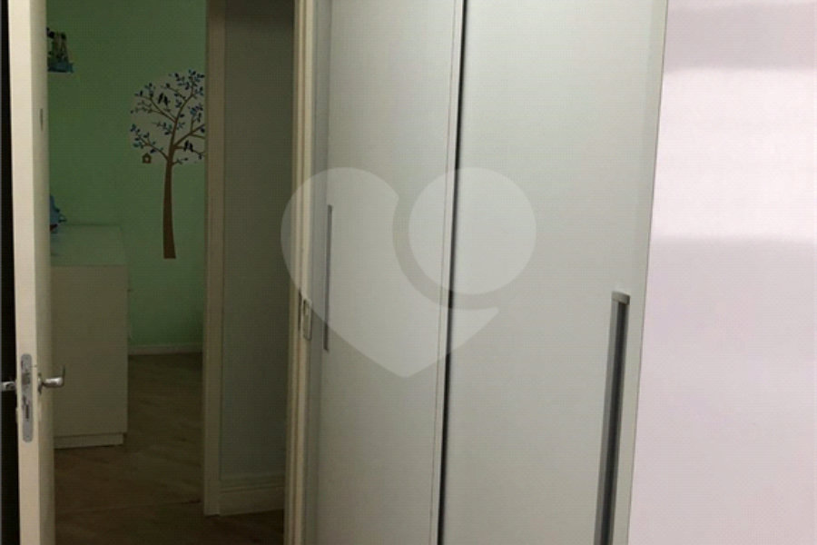 APARTAMENTO COM 132m² - 3 DORMITÓRIOS (SENDO 1 SUÍTE)