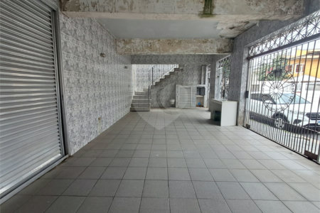 Sobrado à venda com 3 quartos, sendo 1 suíte, em Vila Romana, São Paulo, SP