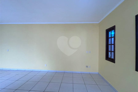 Casa à venda com 2 quartos, sendo 1 suíte, em Nova Cerejeira, Atibaia, SP