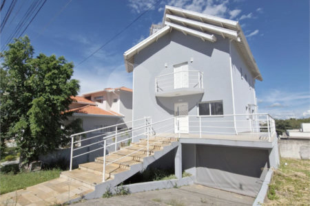 Casa à venda com 4 suítes no condomínio Terras de São Francisco, Vinhedo - SP