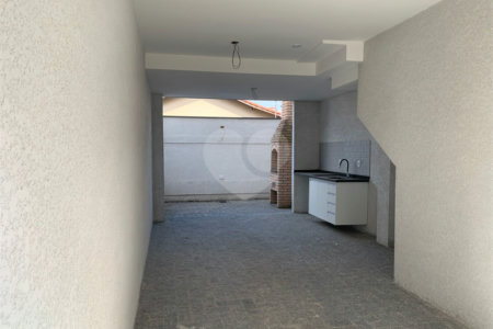 Casa à venda com 2 suítes no condomínio Residencial Napoles, São Paulo - SP