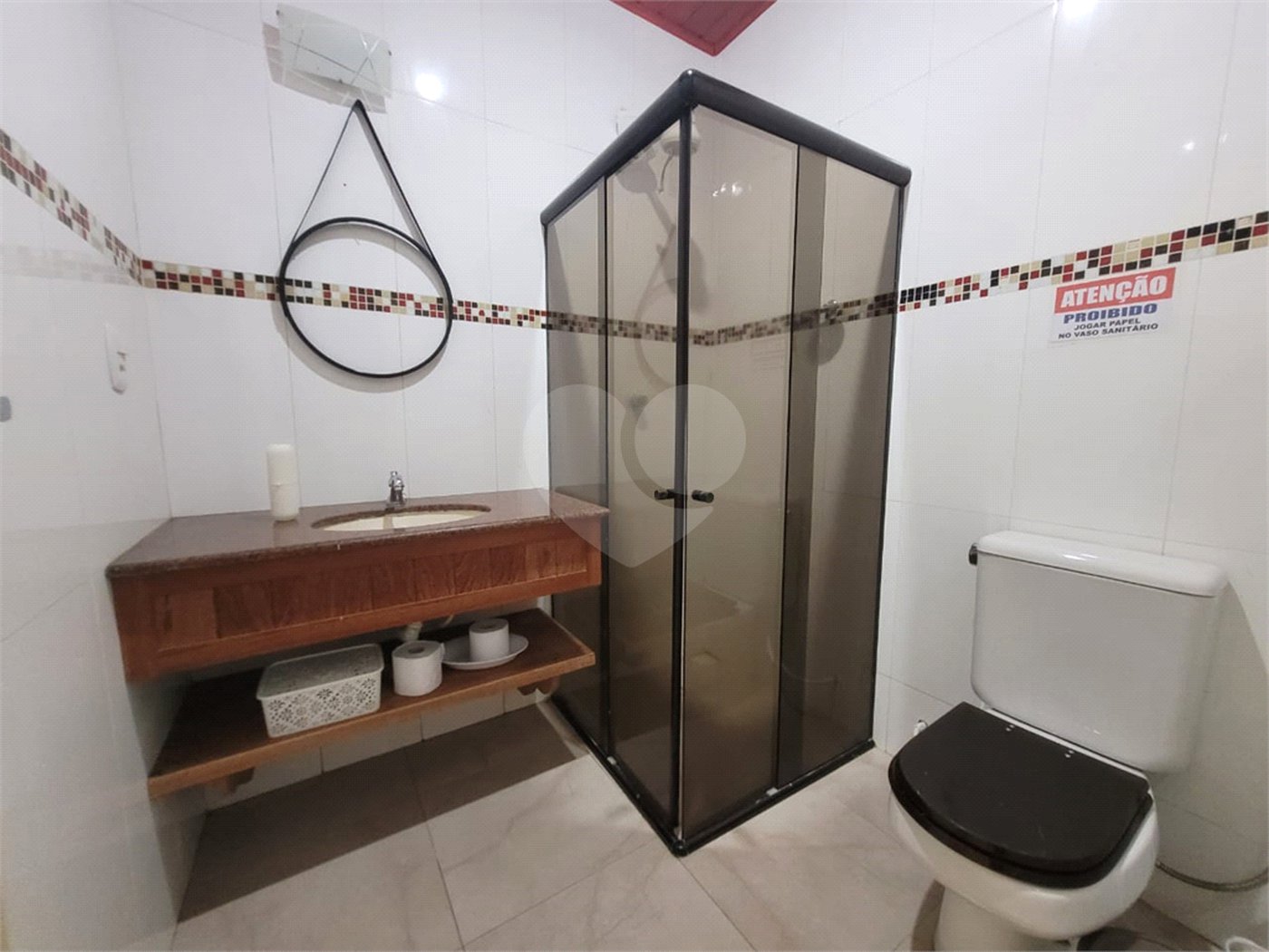 Casa à venda com 4 quartos, sendo 2 suítes, no Centro, Santa Cruz Cabrália, BA