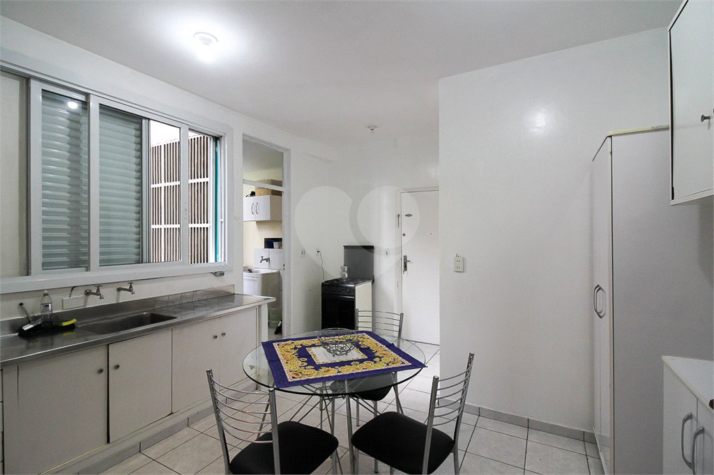Apartamento à venda com 3 quartos, sendo 1 suíte, em Jardim Paulista, São Paulo, SP