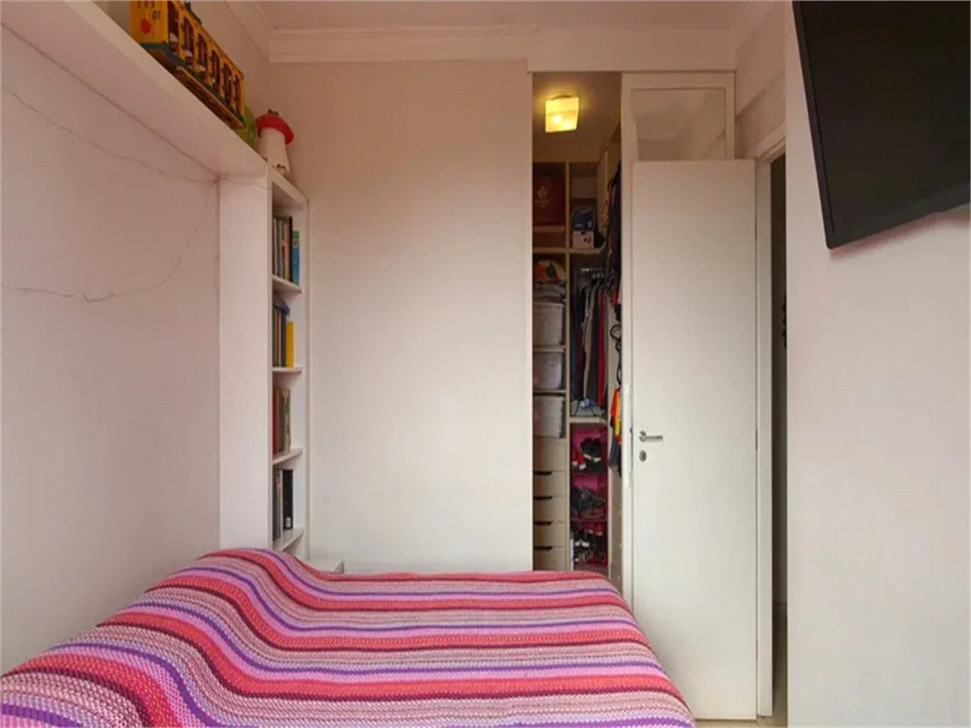 Apartamento à venda com 2 quartos, sendo 1 suíte, em Água Branca, São Paulo, SP