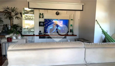 Casa à venda com 4 suítes no condomínio Suíça da Cantareira, Mairiporã - SP