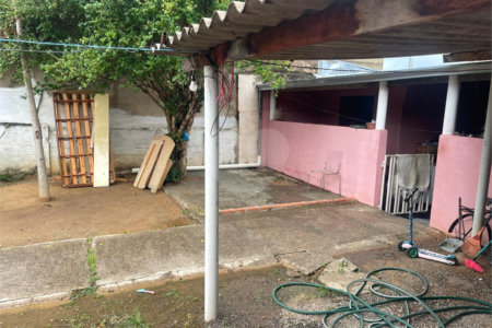 Casa à venda com 2 quartos em Jardim Devito, Votorantim, SP