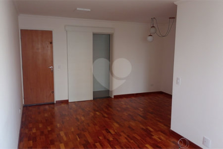 Apartamento para alugar com 3 quartos, sendo 1 suíte, em Vila Cordeiro, São Paulo, SP