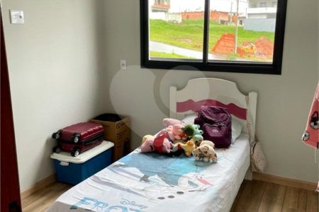 Casa à venda com 3 quartos, sendo 1 suíte,  em Residencial Horto Florestal Villagio, Sorocaba, SP