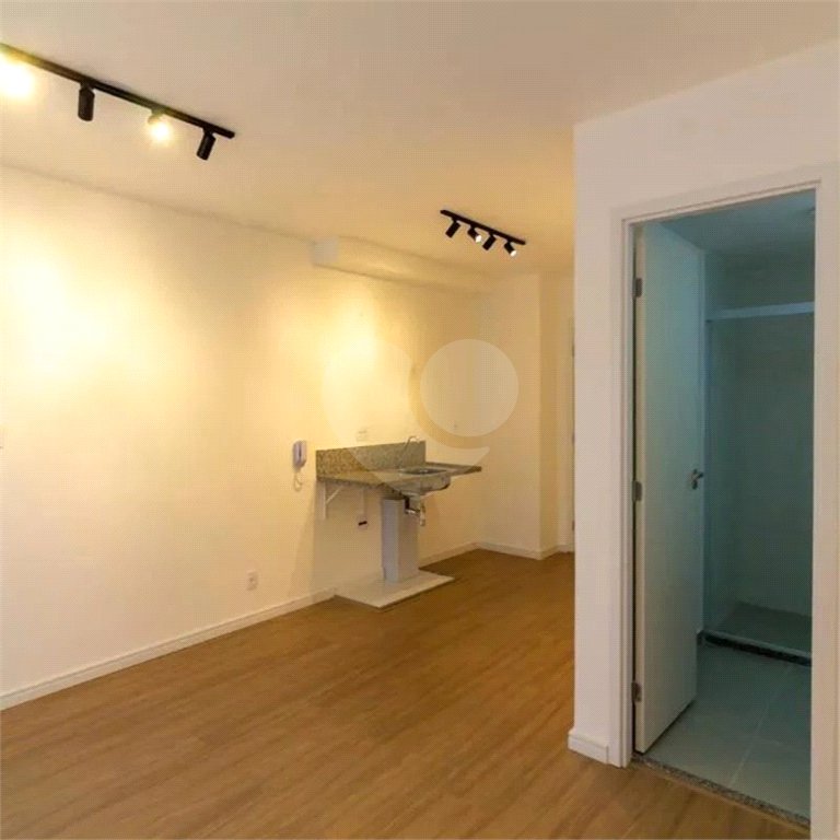Apartamento à venda com 1 suíte em Jardim das Acácias, São Paulo, SP