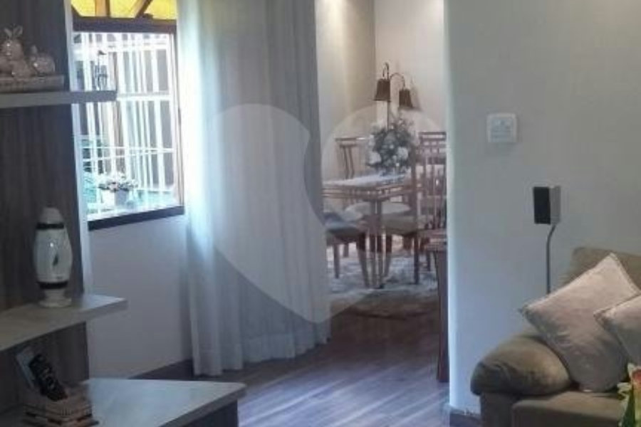 Casa à venda com 6 quartos, sendo 1 suíte,  em Itaquera, São Paulo, SP
