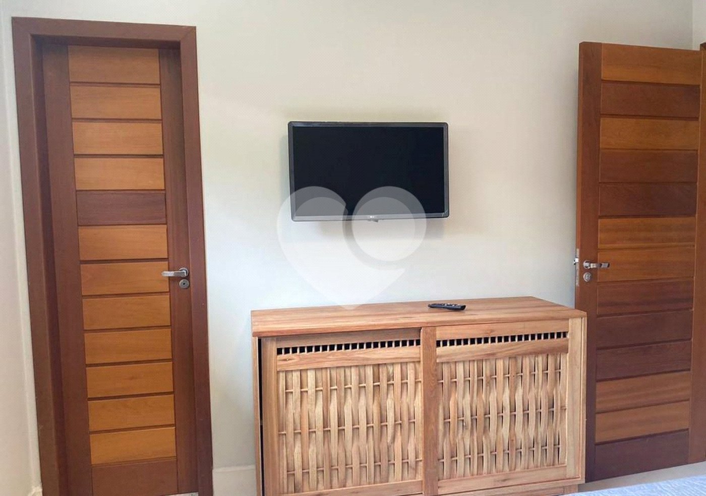Casa à venda com 4 suítes, no Centro / Arraial D'ajuda, Porto Seguro, BA