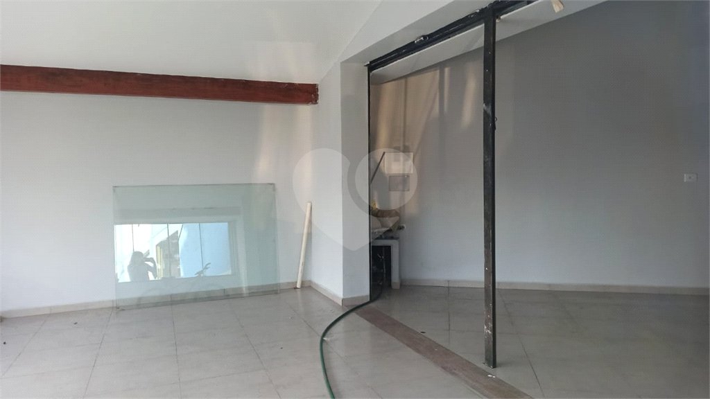 Salão 110m² comercial na Lucas Nogueira Garcez - Atibaia- SP
