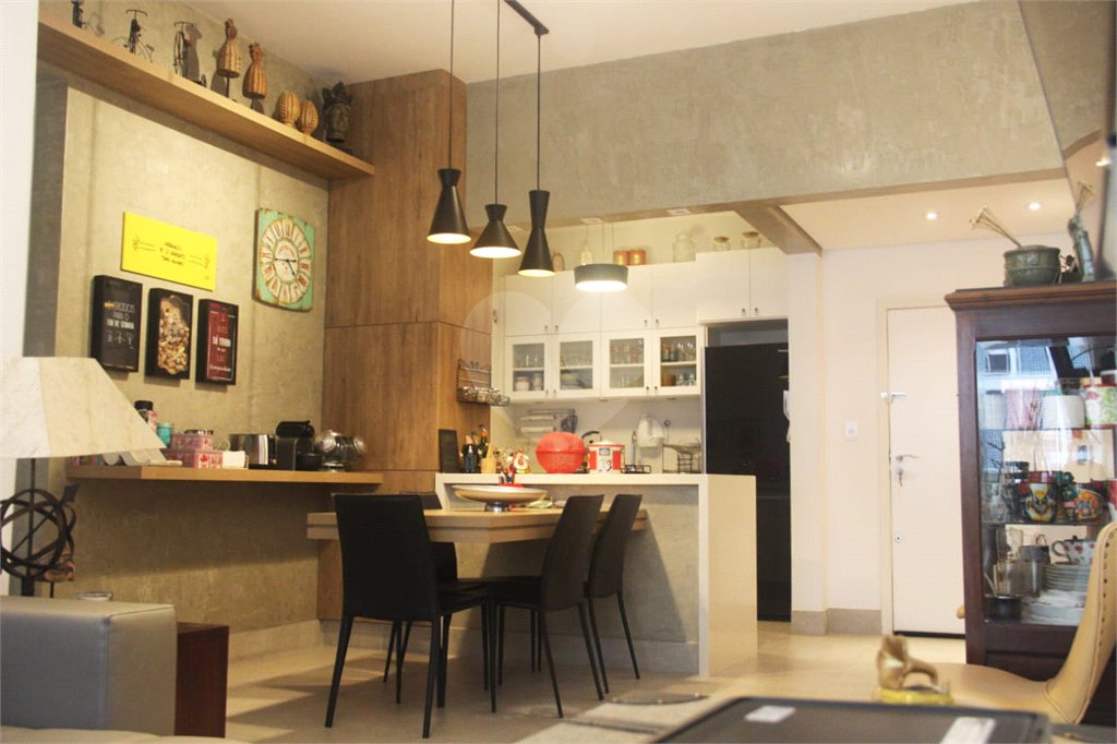 Apartamento à venda com 2 quartos em Bela Vista, São Paulo, SP