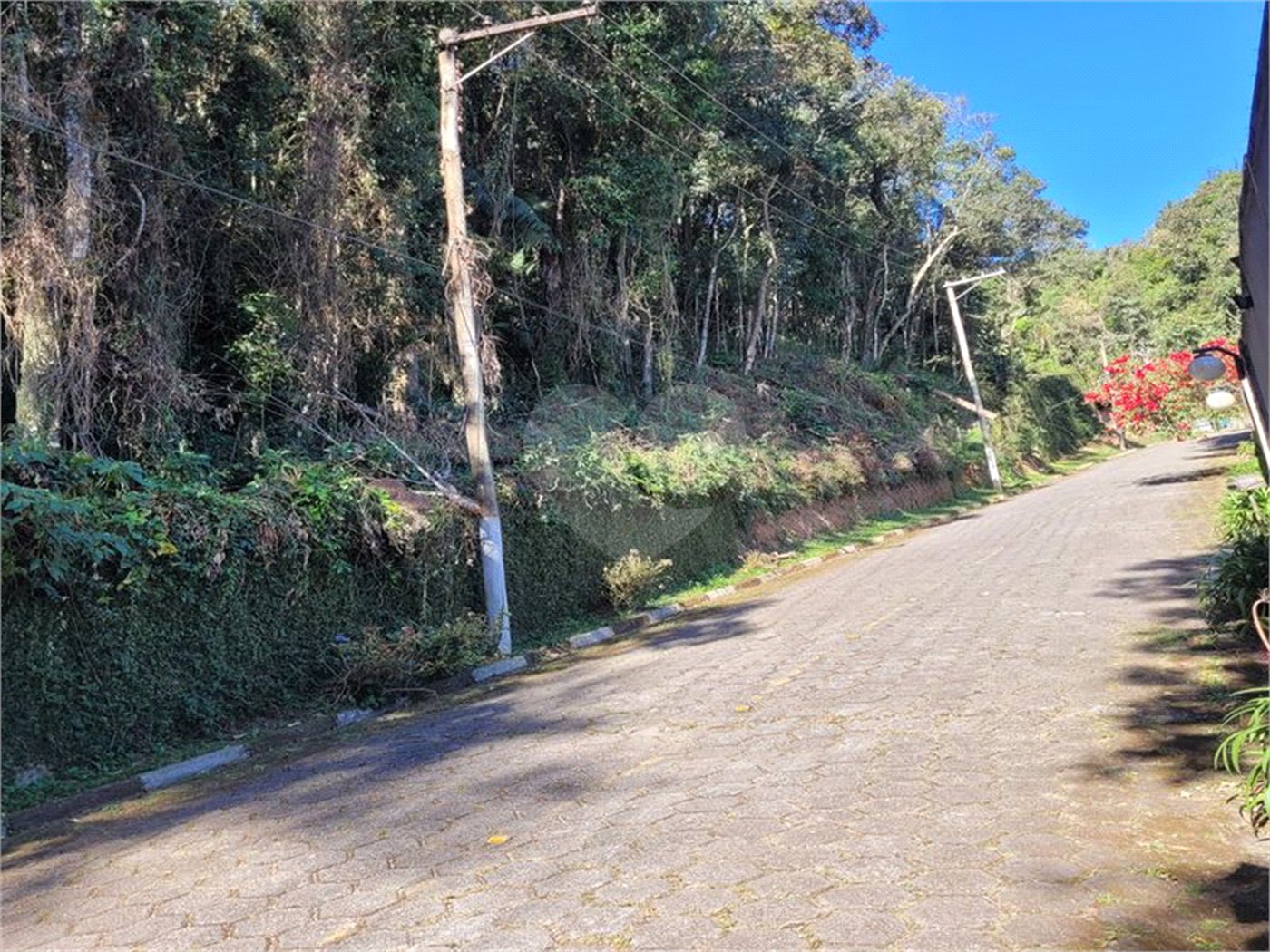Terreno à venda no condomínio Parque Imperial da Cantareira, Mairiporã - SP