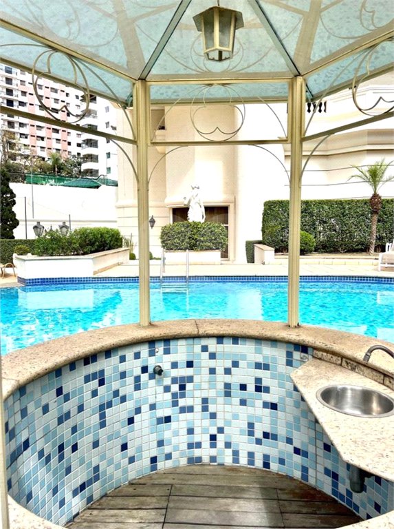 Apartamento à venda com 4 quartos, sendo 3 suítes,  em Vila Gomes Cardim, São Paulo, SP