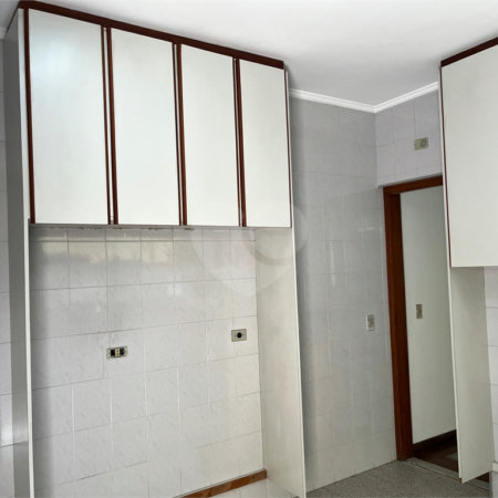 Sobrado à venda com 3 quartos, sendo 1 suíte, em Chácara Santo Antônio, São Paulo, SP