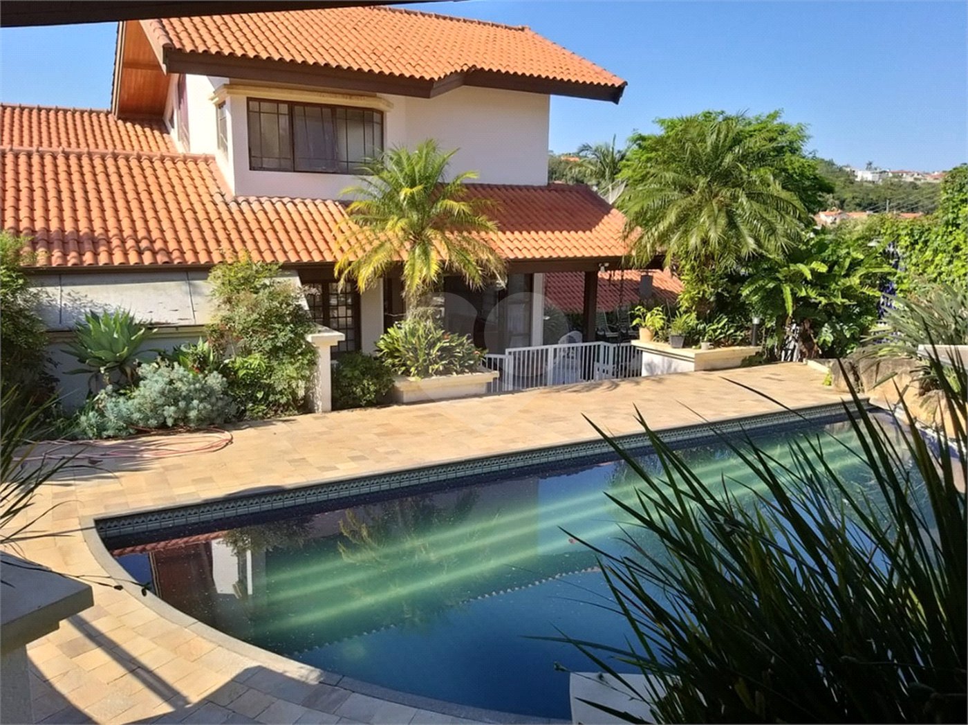 Casa à venda com 3 quartos, sendo 1 suíte, em Vila Gardênia, Atibaia, SP