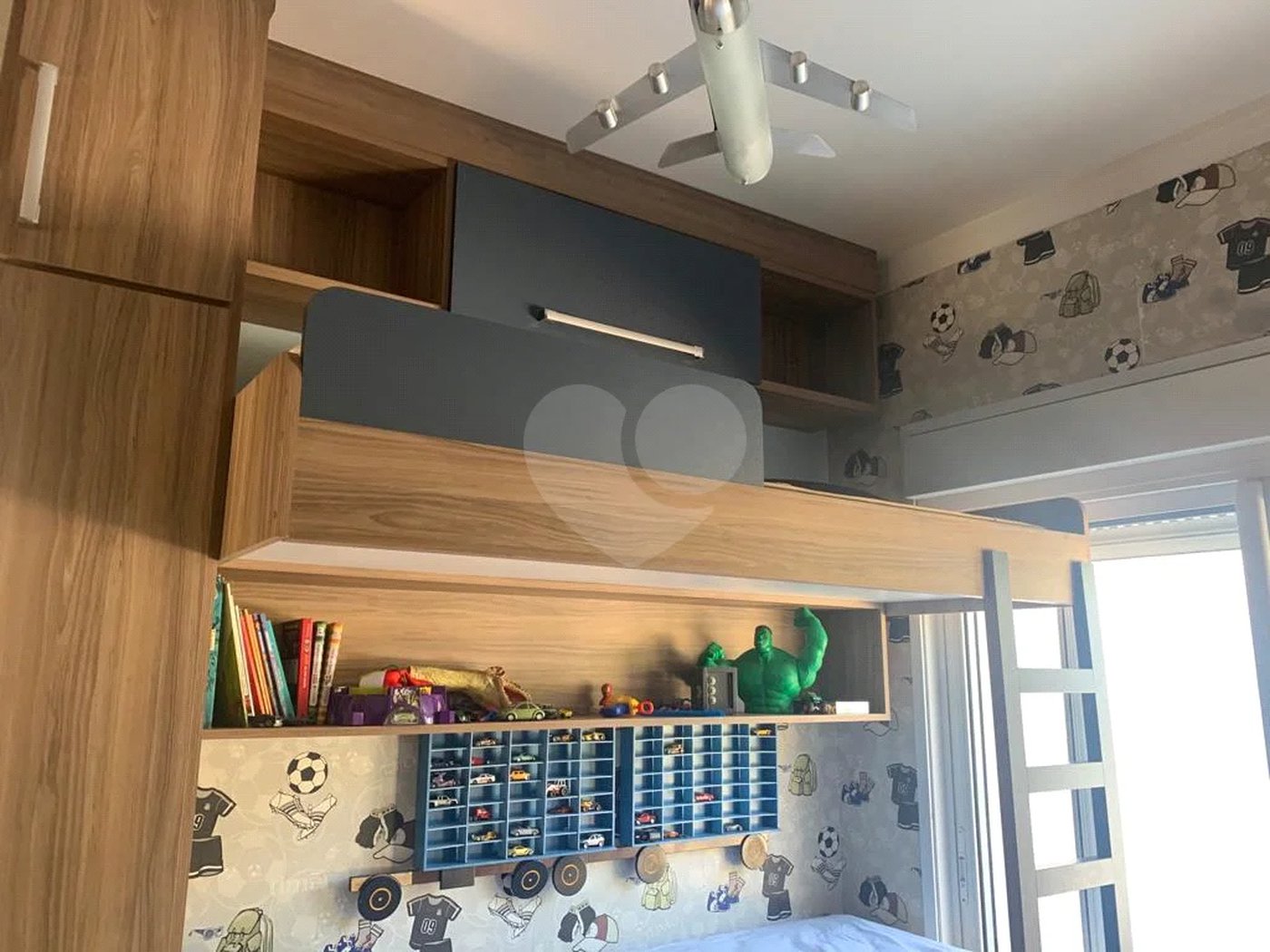 Casa à venda com 4 quartos, sendo 1 suíte, no condomínio Ibiaram, Itupeva - SP