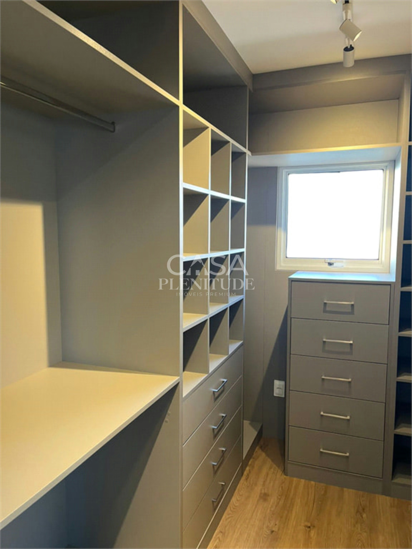Apartamento à venda com 3 suítes em Parque Campolim, Sorocaba, SP