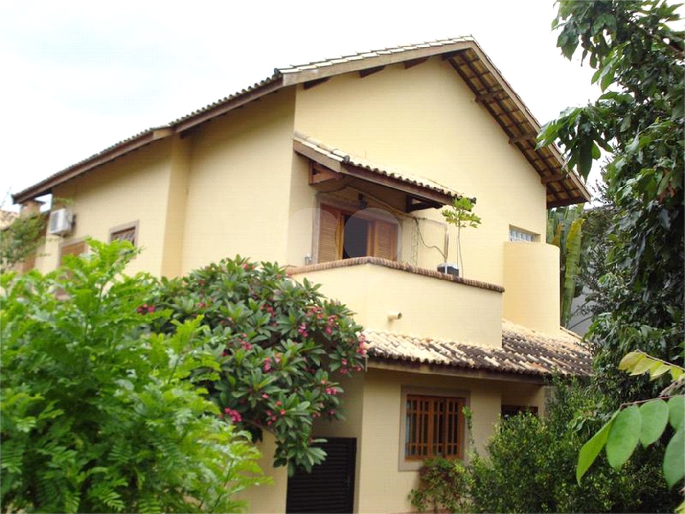 Casa à venda com 3 suítes no condomínio Fazenda Imperial, Sorocaba - SP