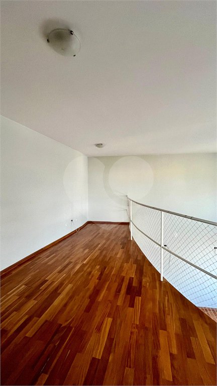Apartamento à venda com 3 quartos, sendo 1 suíte,  em Parque Residencial Aquarius, São José dos Campos, SP