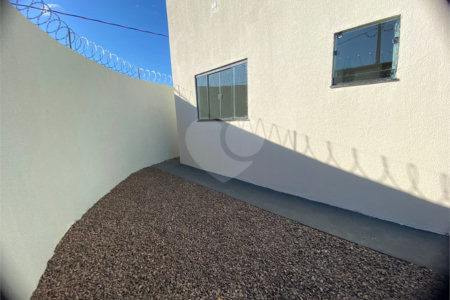 Casa à venda com 2 quartos, sendo 1 suíte, em Ipê, Três Lagoas, MS