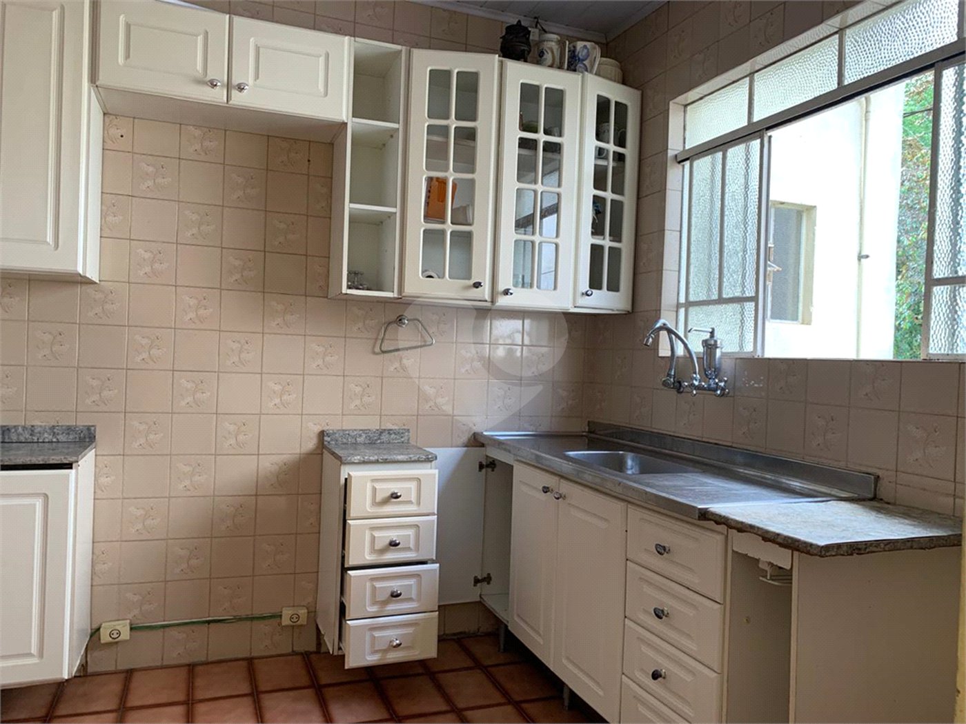 Sobrado à venda com 4 quartos, sendo 1 suíte,  em Vila Guarani (z Sul), São Paulo, SP