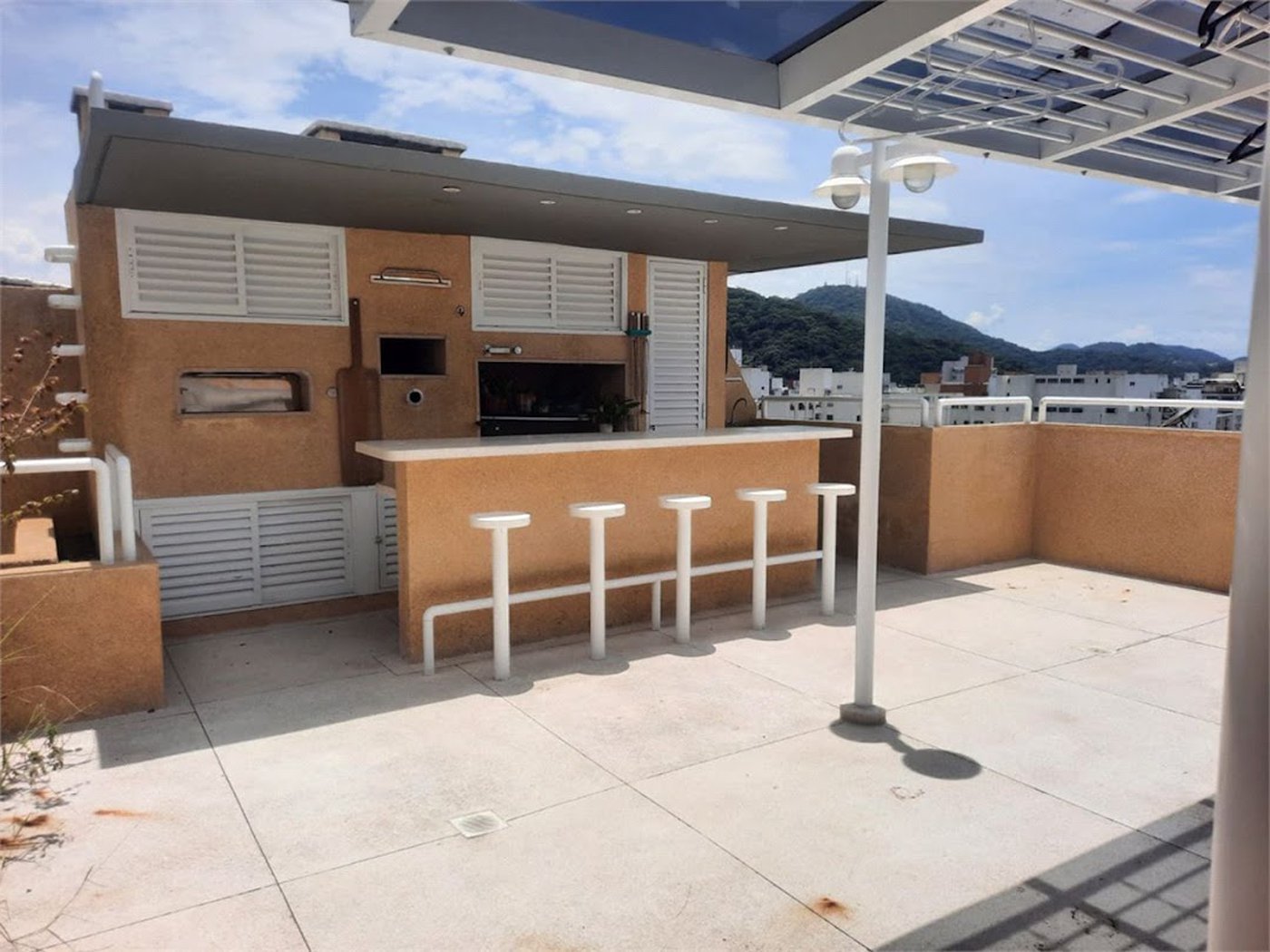 Cobertura com 3 dormitórios à venda, 200 m² por R$ 1.590.000,00 - Barra Funda - Guarujá/SP
