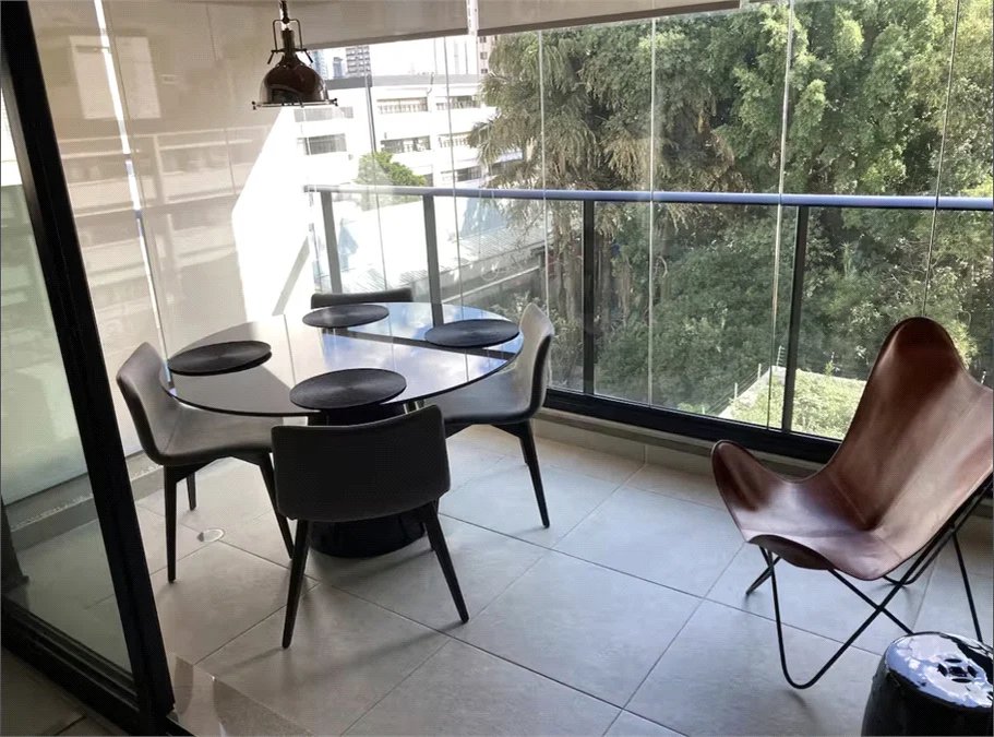 Apartamento para alugar com 2 quartos, sendo 1 suíte, em Pinheiros, São Paulo, SP