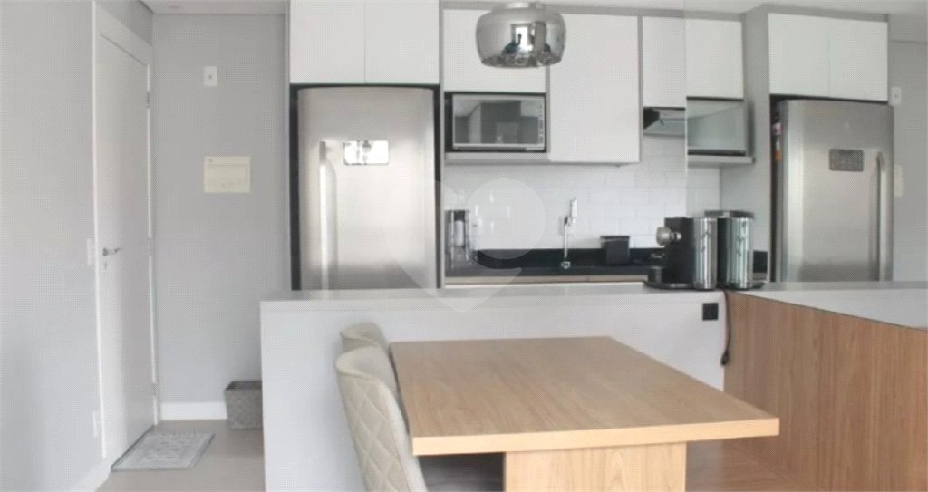 Apartamento à venda com 2 quartos em Parque Reboucas, São Paulo, SP
