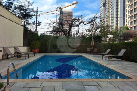 Apartamento à venda com 4 suítes em Campo Belo, São Paulo, SP