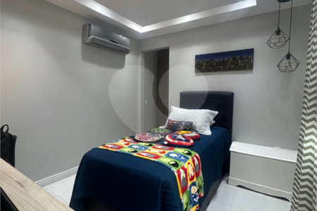 Casa à venda com 4 quartos, sendo 1 suíte, em Campo Grande, Rio de Janeiro, RJ